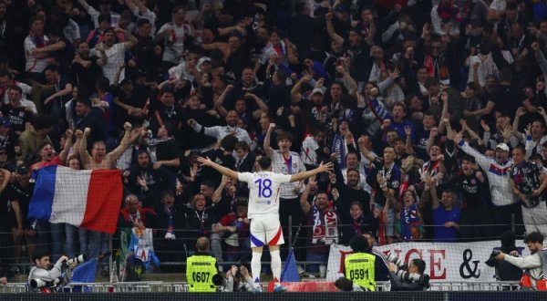 Reporter: Manchester City strives to sign Cherki before the Club World Cup, Lyon asks for more than 30 million euros