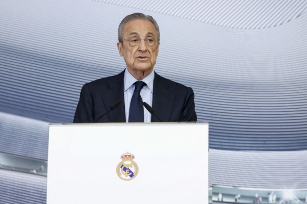 Official: Real Madrid will present the badge of honor to senior members this Sunday, and Galeries Lafayette presides over the ceremony