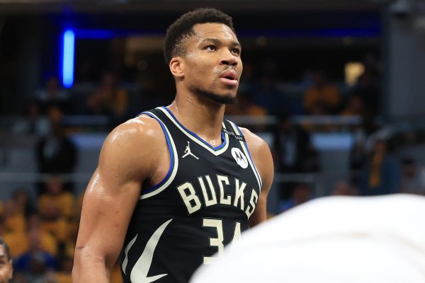 Famous reporter: More and more people think Antetokounmpo will stay in the team, and the Bucks have no feelings about other teams  trade questions