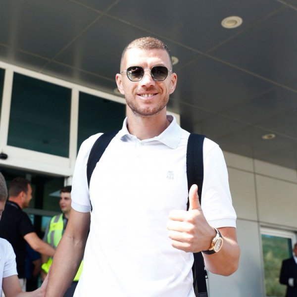 Pedula: Dzeko arrives in Italy at the age of 39 and will join Florence soon