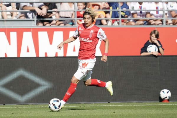 French media: Avoid leaving the team freely, Lance may sell Ito Junya this summer & wants to stay Nakamura Keito