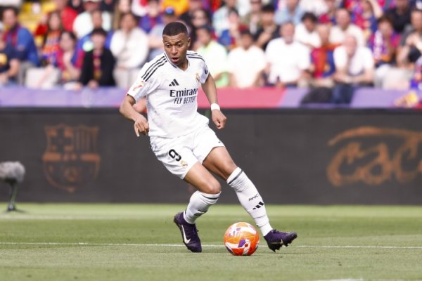 Mr. M will return to &. He lost 10 pounds due to gastroenteritis! Team newspaper: Mbappe is expected to play on Juventus as a substitute