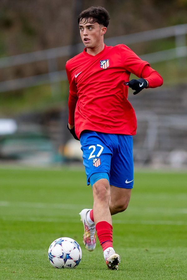 Romano: Atletico Madrid and 20-year-old right-back Bonall on a new three-year contract