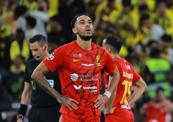 Reporter: After Caticia finalizes Retegi, Aubameyang will transfer and leave the team