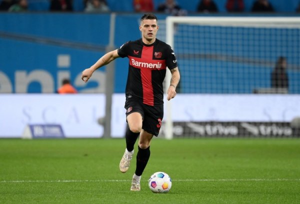 Reporter: Zaka is expected to go to Brazil with the team to attend training camp, and the pharmaceutical factory and Niom are negotiating as planned