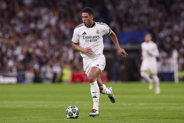 Marca: Bellingham has successfully undergone left shoulder surgery and he is expected to return in mid-October
