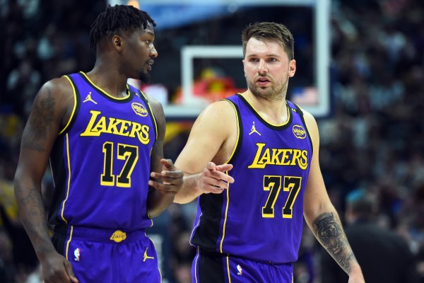 Finney Smith: After I m sure I m signing with the Rockets, Doncic sends me a text message to me