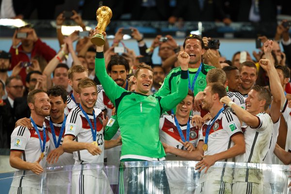 Return to the national team? Mattus: After the Lions are injured, Nasdaq may consider letting Neuer return to Germany