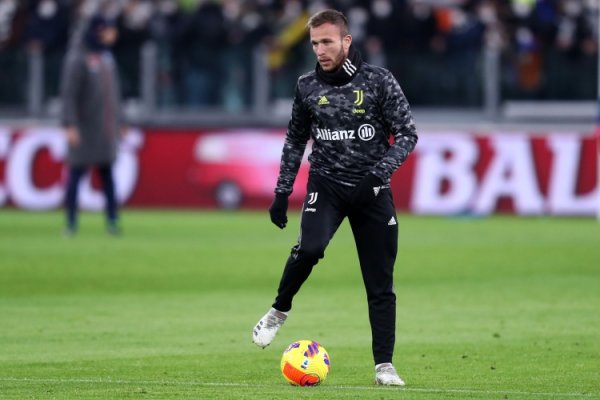 Massive: Marseille s offer to Via cannot impress Juventus, Artur hopes to join Betis
