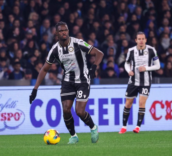 French media: Inter Milan has started a deal to introduce Udinese defender Soler, but the other party asks for a higher price