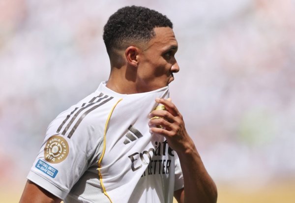 TA: Arnold adapted well at Real Madrid but it took time, and the players would not play in the midfield