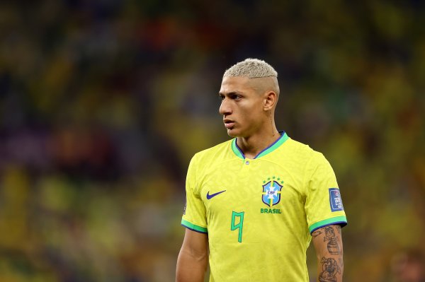 Richarlison: Neymar is in touch with us and I believe he will return to the Brazilian national team soon