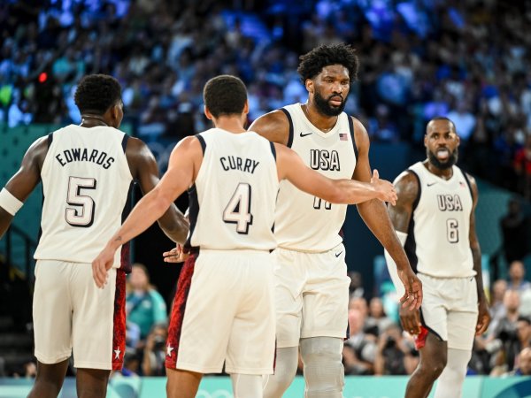 Bill Simmons: You shouldn t stay in Team USA after you re over 30, and leave opportunities to young people