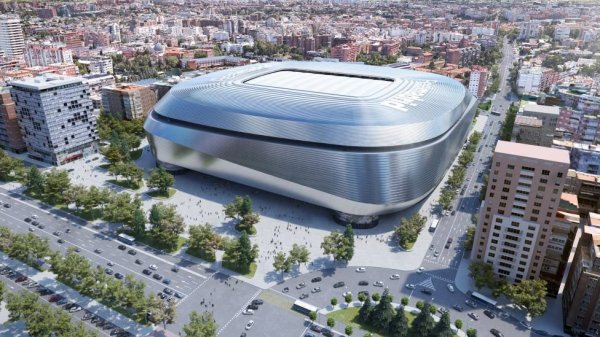 Host of the Cobe Radio: I don’t understand why the ceiling of the Bernabeu has been closed, and the stadium is like a sauna