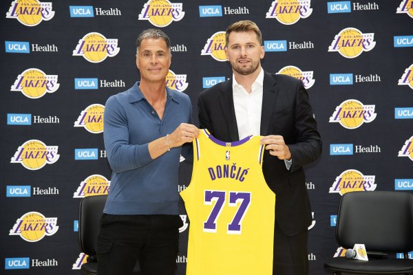 Famous reporter: Doncic emphasizes that his goal is to win the championship every day. He believes that the management can help him achieve it.