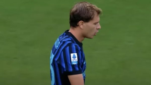 Italian media: Barrela has been in poor form recently. After missed long-range shot against Juventus, he complained that he was in trouble