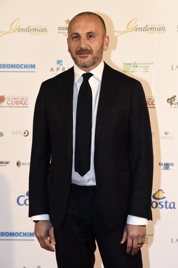 Skira: Despite Riyadh s high quotes in the new month, Inter Milan director Osilio decided to stay in the team