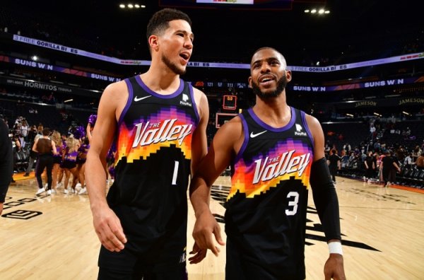 Perkins: Booker needs to show leadership, coaching Jaylen Green like Paul coached him back then