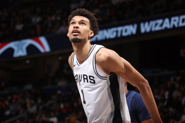The thrombosis problem is solved! Mickey Johnson: Wenban will attend training camp in full health