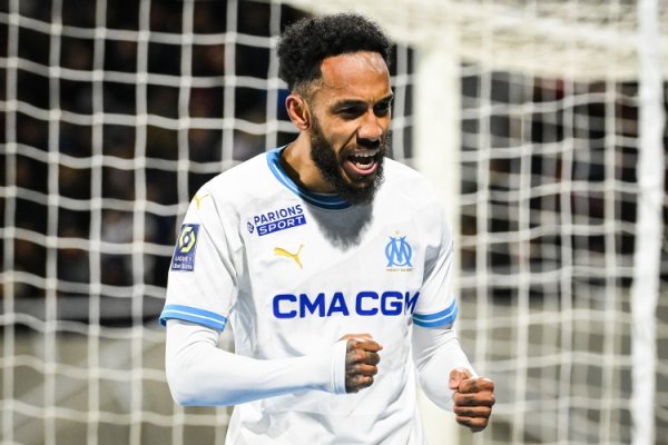 Marseille leads Ajax in 3 goals in halftime, and has won 3 goals in the Champions League half for the fourth time in the history of the team