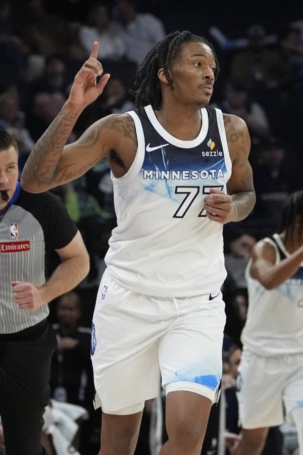 Finch: Just need Hylander to be himself His pick-and-roll and organizational abilities are underestimated