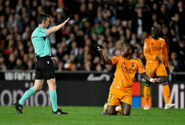 Former referee: La Liga referees are too comfortable. They only work for the benefit, not for the referee s career.