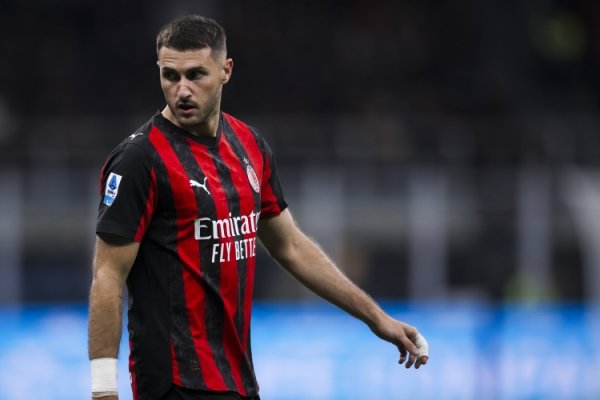 Still have to practice! Milan’s main forward S-Jimenez scored 0 goals in 9 Serie A games, with 7 shots on goal in 21 shots.