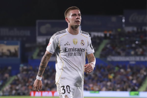 Reporter: The injury speculation is a false alarm, Mastantono is preparing for Valencia with the team