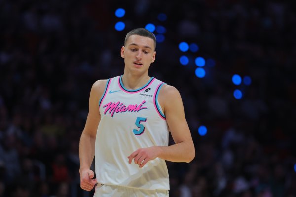 Jovic talks about Jokic: He always laughs at me. The Heat haven’t beaten them in a long time. I want to win to stop him.