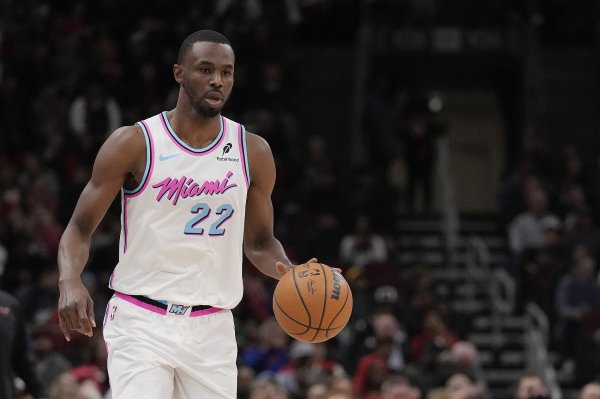 Seal the throat with one sword! Wiggins made an alley-oop buzzer beater with 0.4 seconds, scoring 23 points and 5 assists on 8-of-13 shooting.