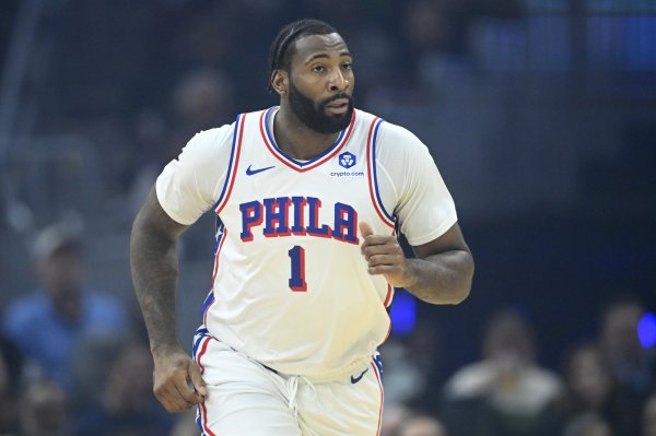 It s better to compare directly! Drummond steals 2-on-0 dunk and walks violation