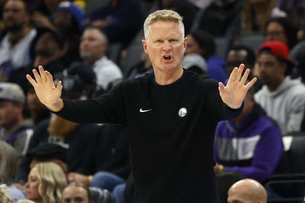 Curry may be absent! ESPN predicts tomorrow’s winning percentage: Warriors 44.1%, Heat 55.9%